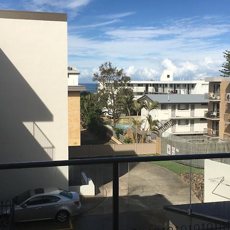 Merrima Court Holidays Caloundra Bagian luar foto