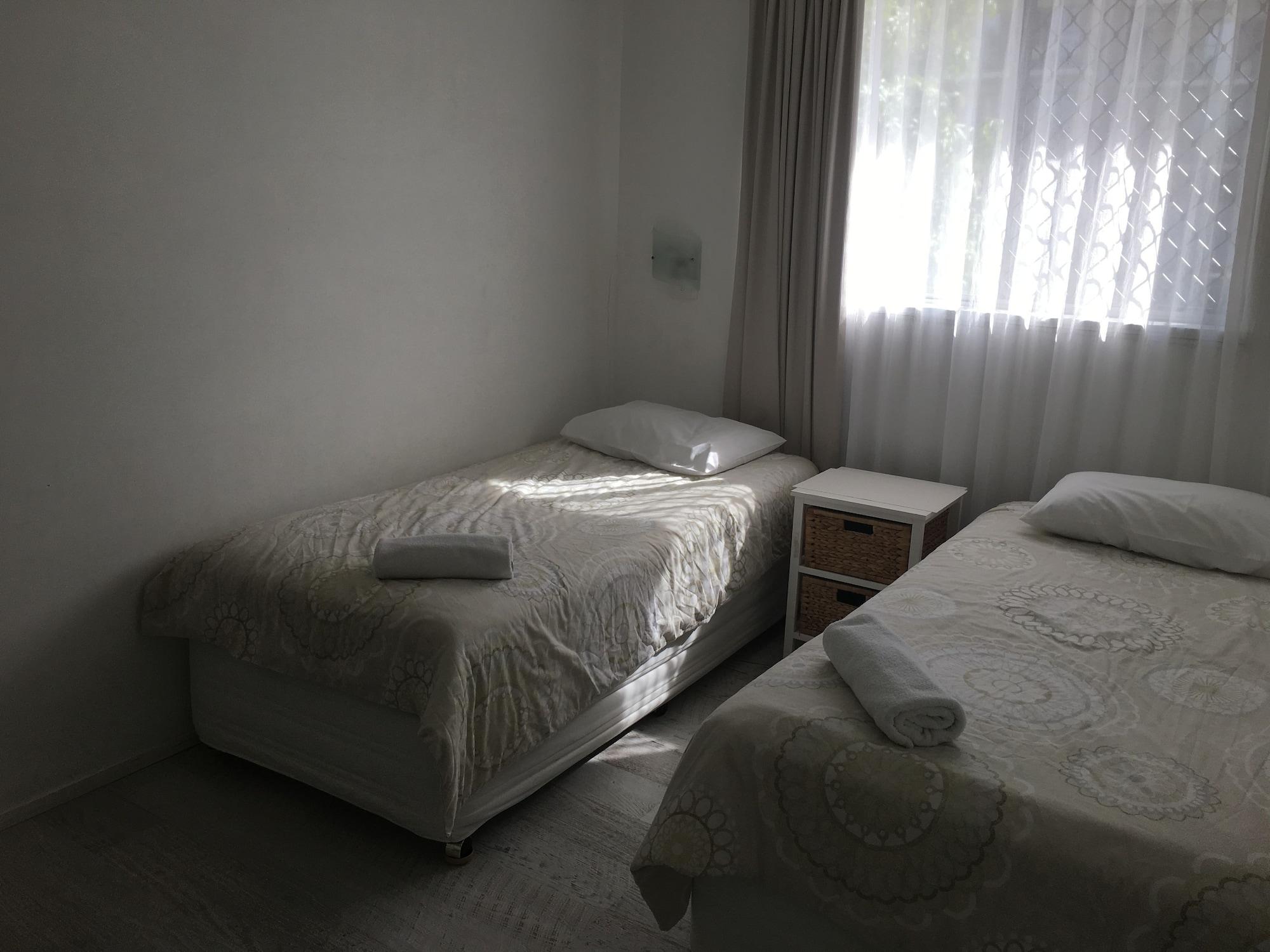 Merrima Court Holidays Caloundra Bagian luar foto