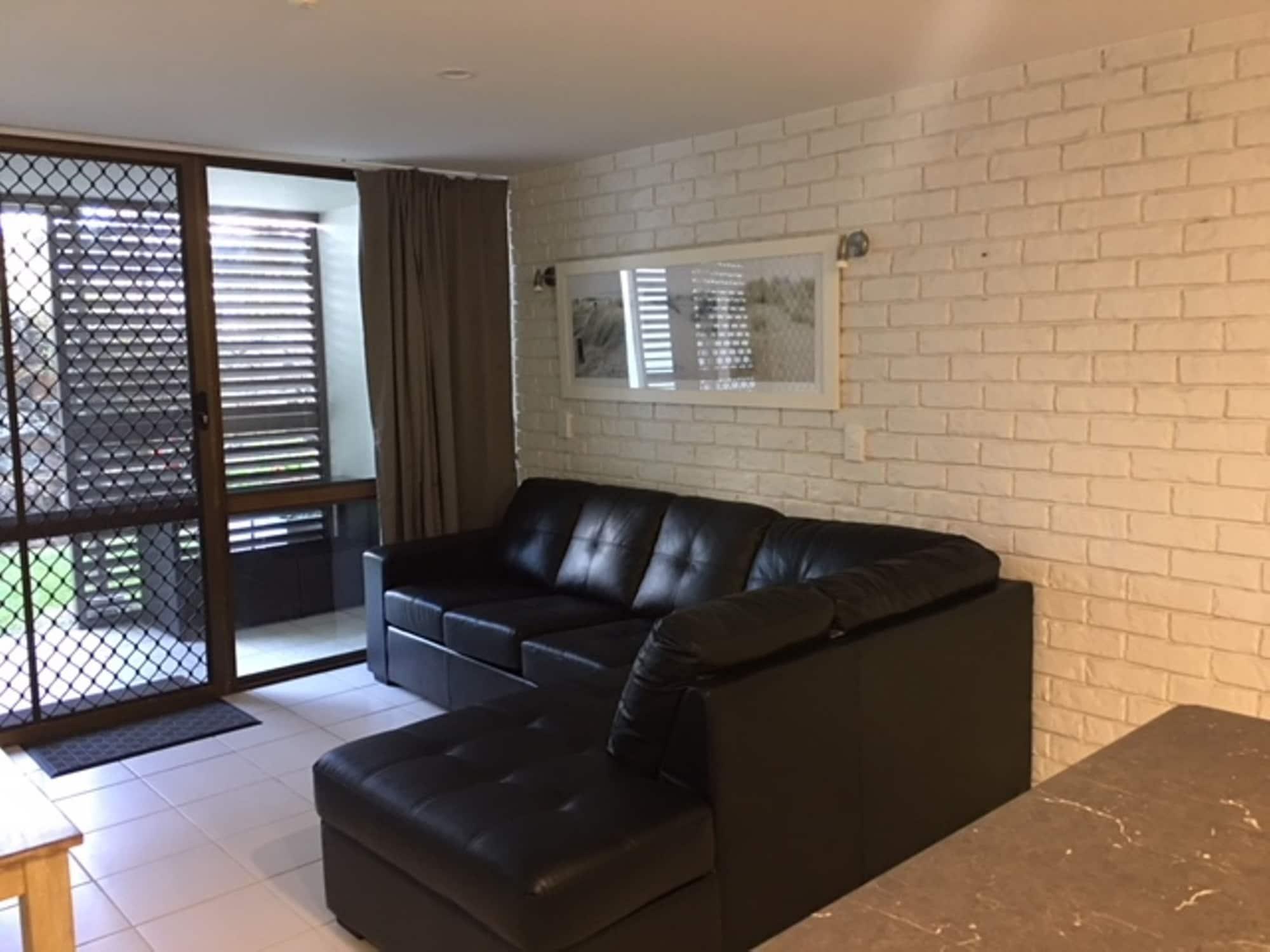 Merrima Court Holidays Caloundra Bagian luar foto