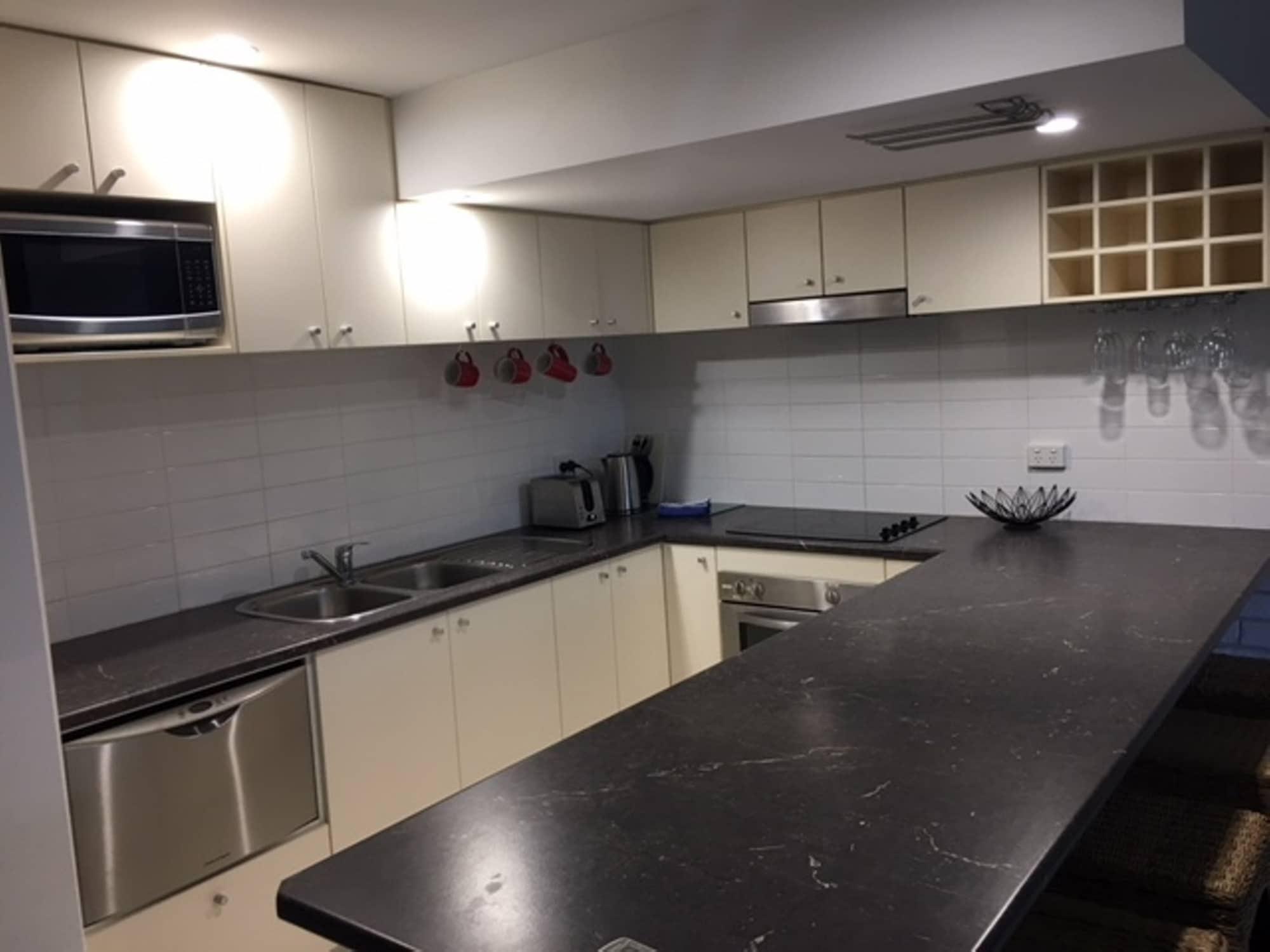 Merrima Court Holidays Caloundra Bagian luar foto