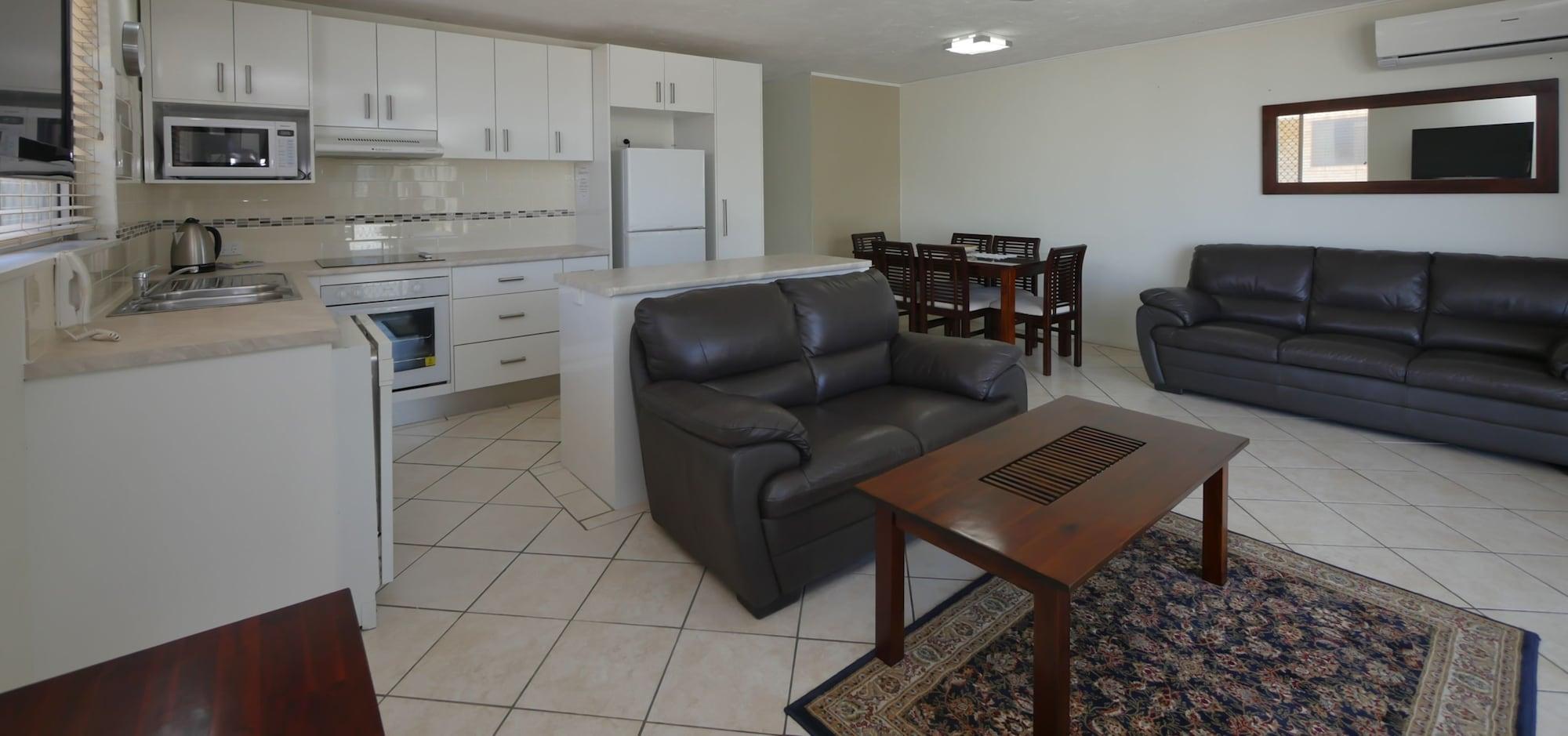 Merrima Court Holidays Caloundra Bagian luar foto