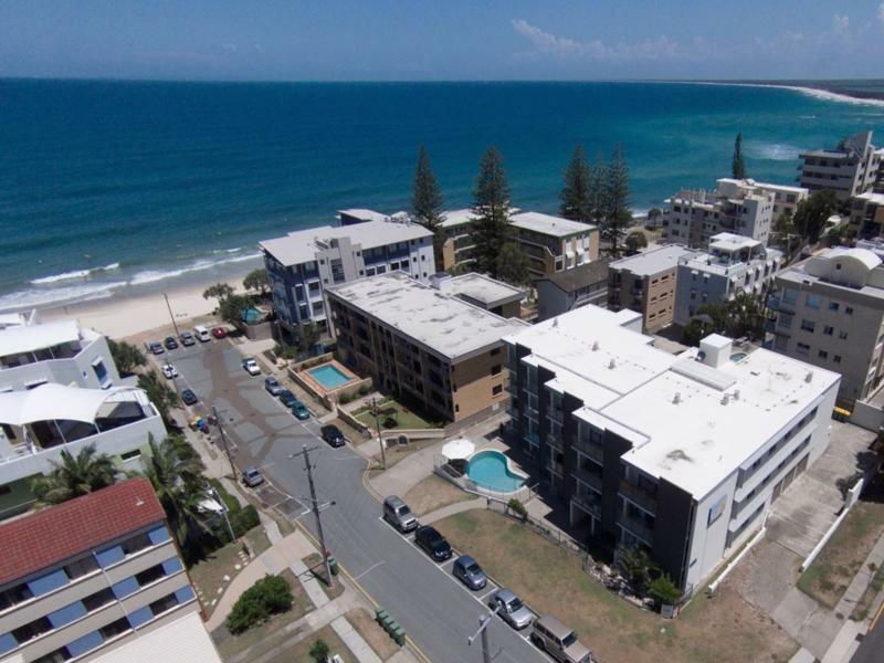 Merrima Court Holidays Caloundra Bagian luar foto