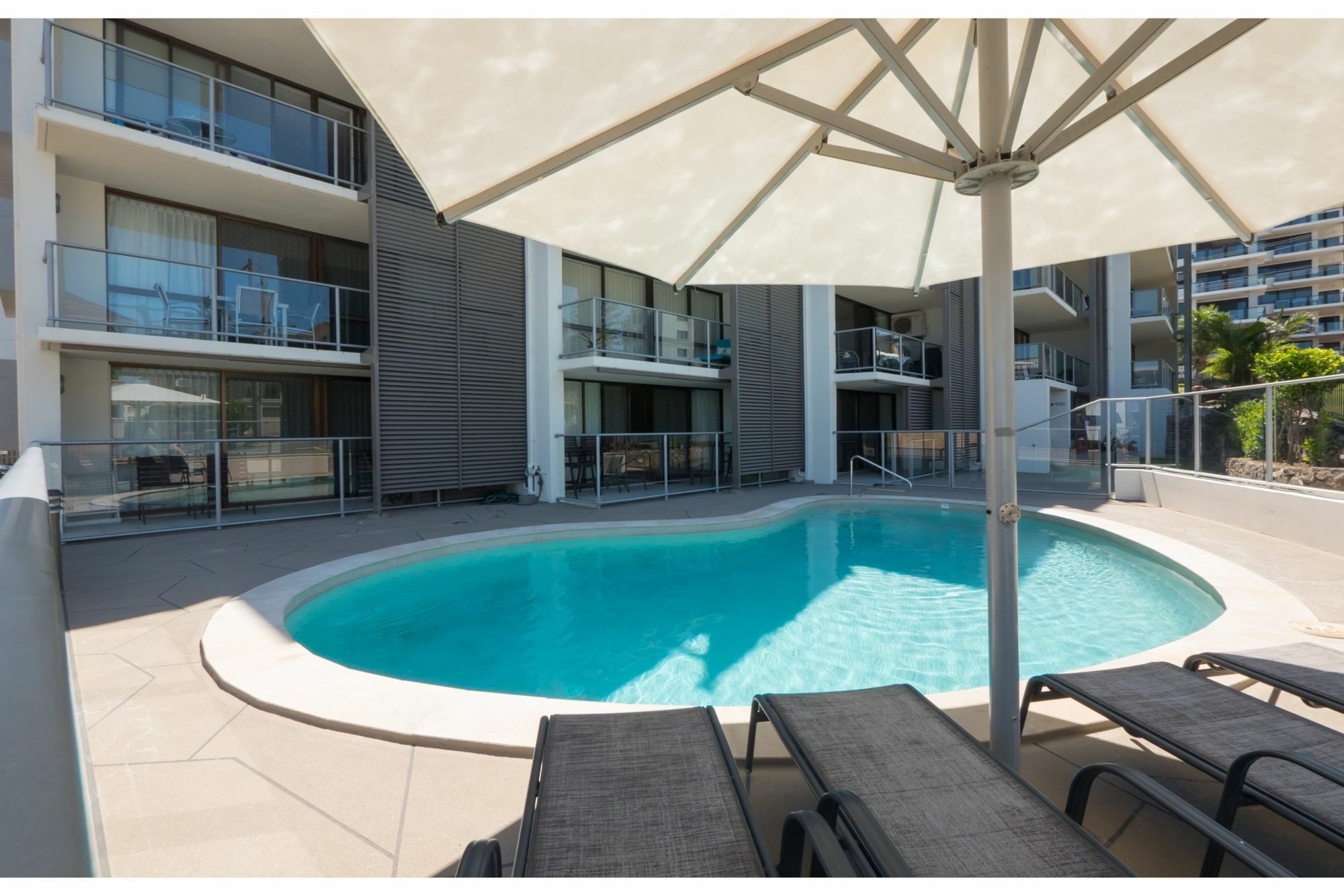 Merrima Court Holidays Caloundra Bagian luar foto